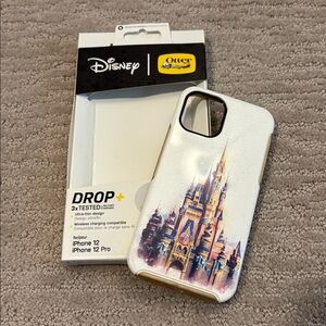 OtterBox Disney Castle 50th Anniversary iPhone 12 Case - White and Gold